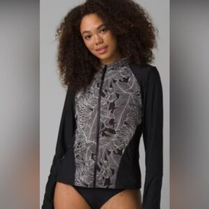 Prana Black and White Leaf Pattern Edge wave full zip Sun top with hood